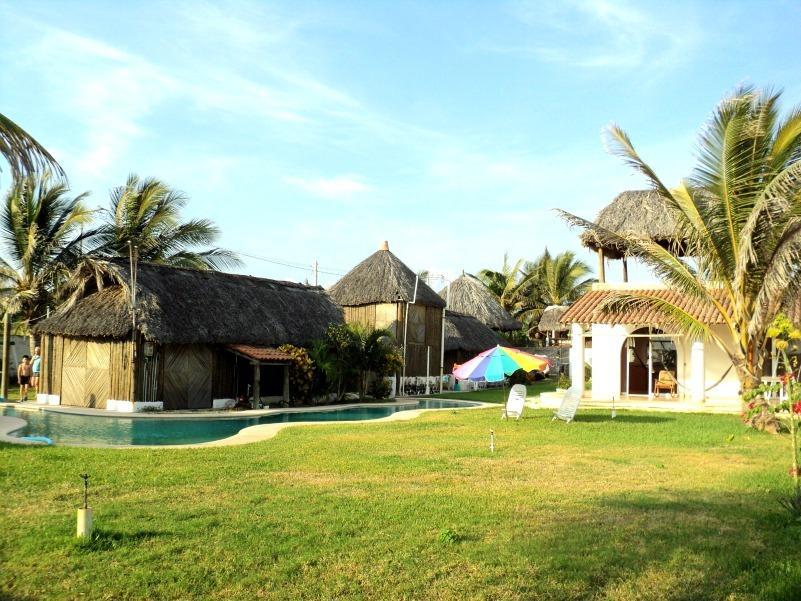 Отель Cabanas Pie De La Cuesta Коюка Экстерьер фото