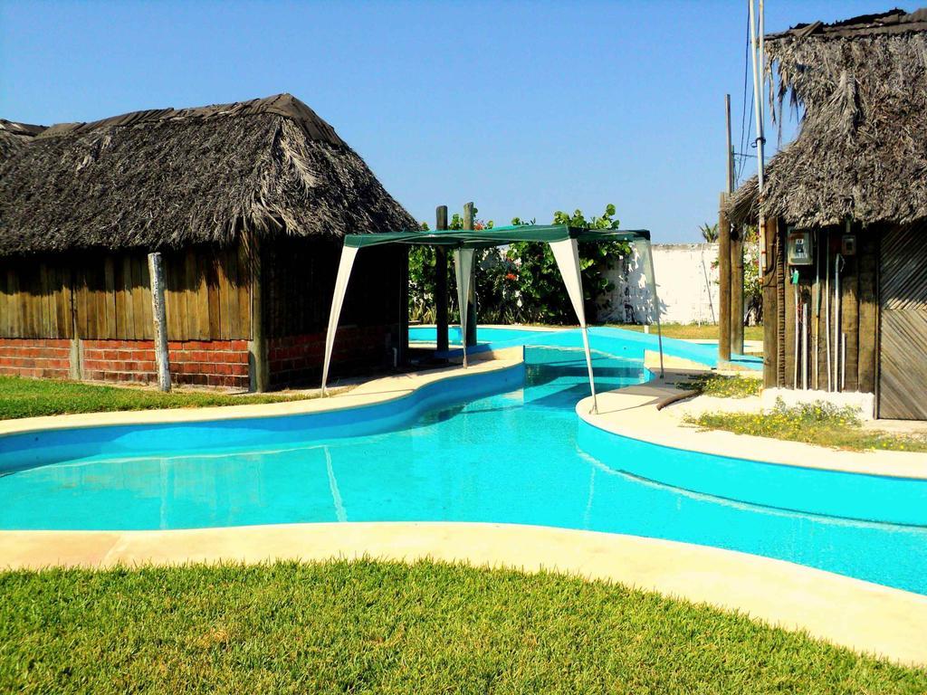 Отель Cabanas Pie De La Cuesta Коюка Экстерьер фото